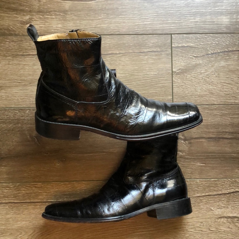 Kenneth Cole NY Leather Strap Side-Zipper Boots